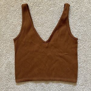 Seamless Ribbed Crop Tank